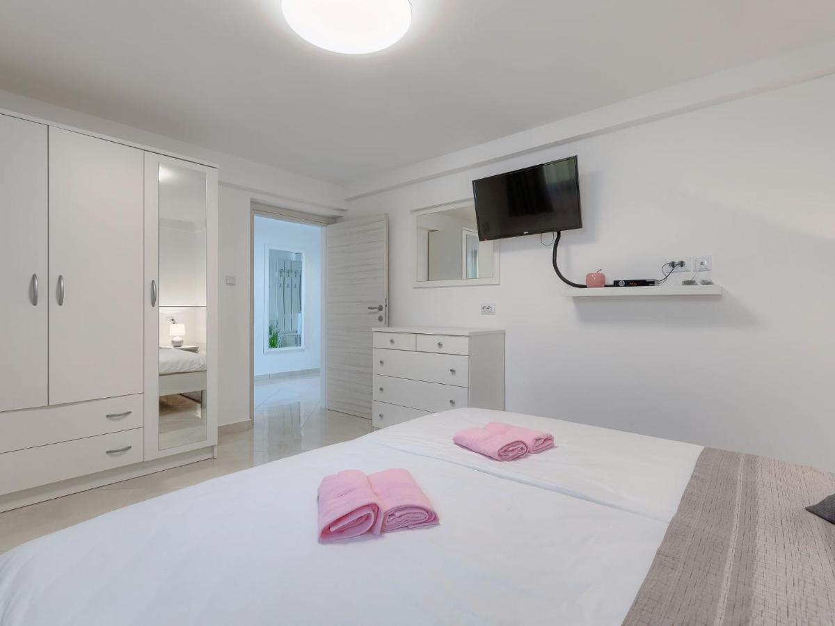 Apartment Meden By Interhome