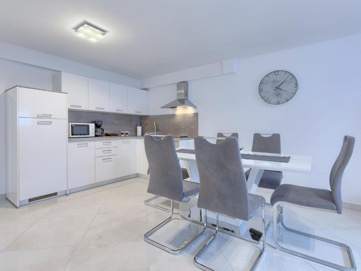 Meden By Interhome * Galižana